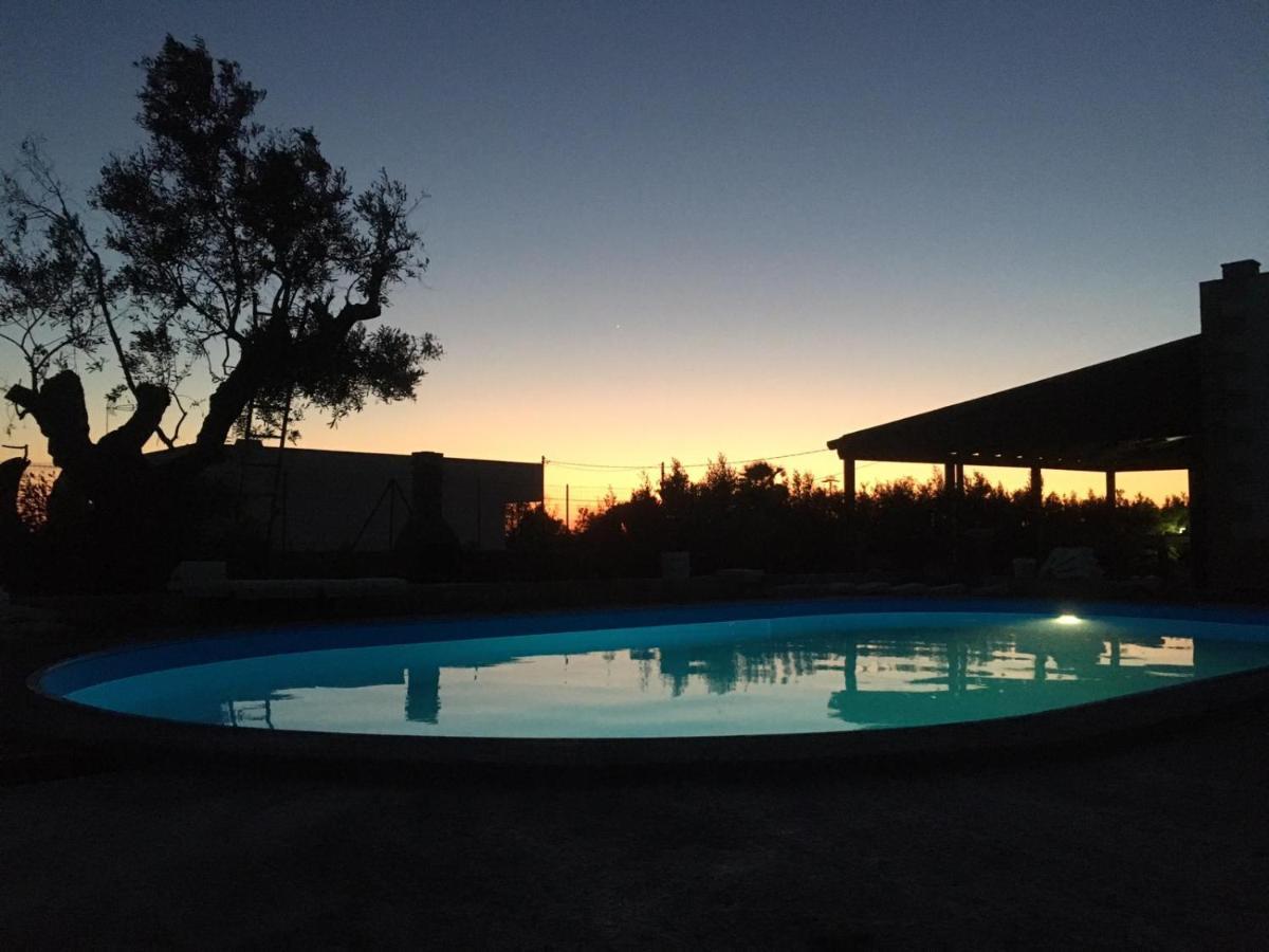 Villetta Mari Con Piscina Esclusiva Nel Salento Capilungo Exterior foto